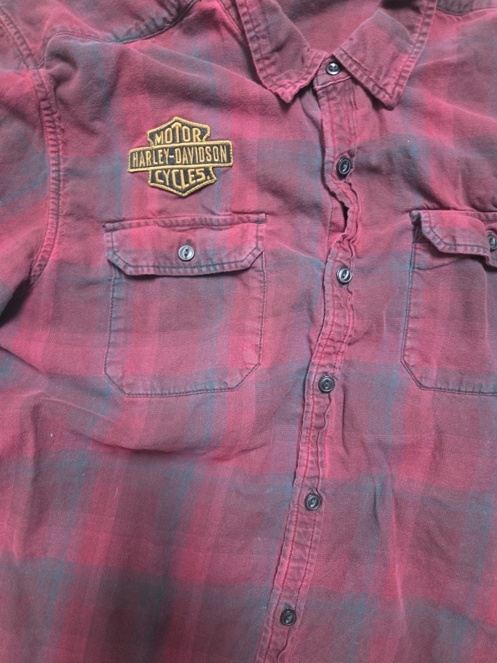 - Harley-Davidson Red Plaid Long-Sleeve Button-Down Shirt with Logo Patch